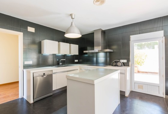 Revente - Villa Individuelle -
MOLINA DEL SEGURA