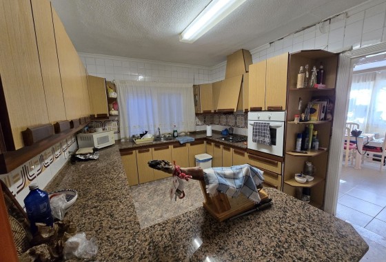 Sprzedaż - Willa wolnostojąca -
Villena