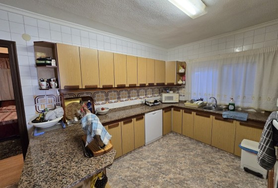 Sprzedaż - Willa wolnostojąca -
Villena