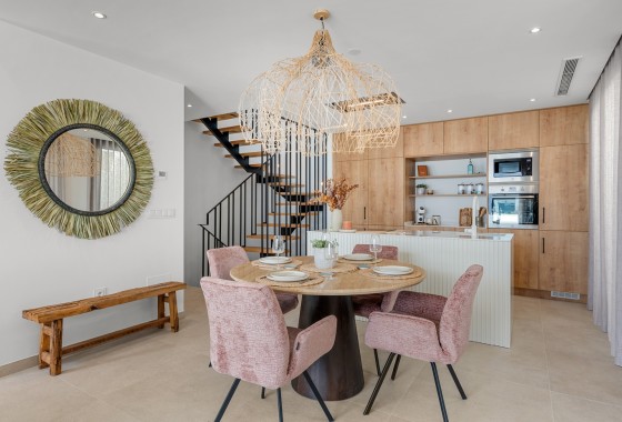 Nowa konstrukcja - Dom miejski -
Dolores