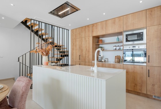 Nowa konstrukcja - Dom miejski -
Dolores