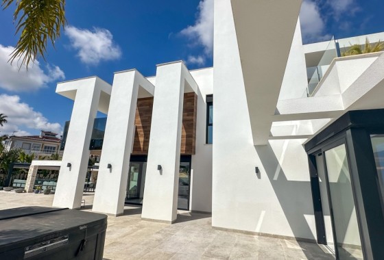 Sprzedaż - Willa wolnostojąca -
Villamartín