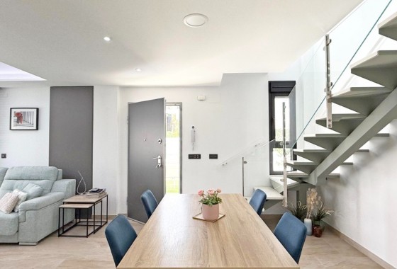 Herverkoop - Vrijstaande Villa -
Orihuela Costa - Villamartín