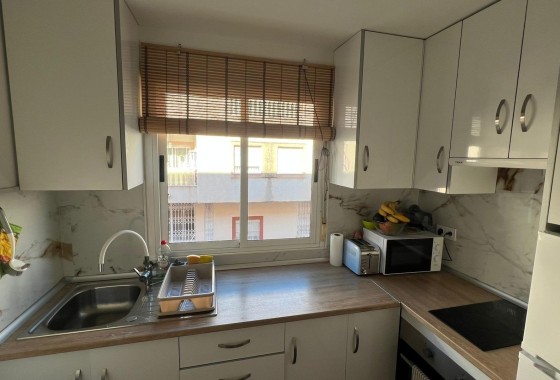 Herverkoop - Appartement / Flat -
Torrevieja - Centro