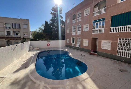 Herverkoop - Appartement / Flat -
Torrevieja - Centro