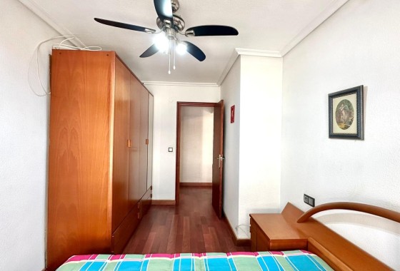 Herverkoop - Appartement / Flat -
Torrevieja - Acequion