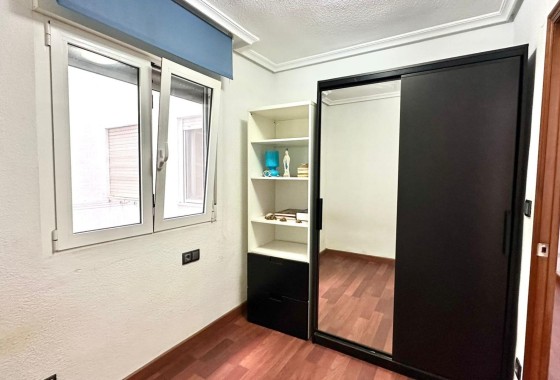 Herverkoop - Appartement / Flat -
Torrevieja - Acequion