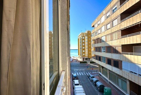 Herverkoop - Appartement / Flat -
Torrevieja - Acequion