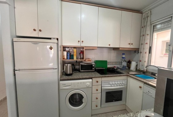 Sprzedaż - Apartament / Mieszkanie -
Almoradí