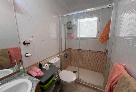 Sprzedaż - Apartament / Mieszkanie -
Almoradí