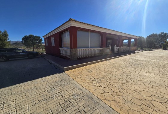 Resale - Detached Villa -
Sax - SAX