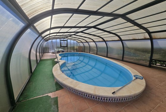 Resale - Detached Villa -
Sax - SAX