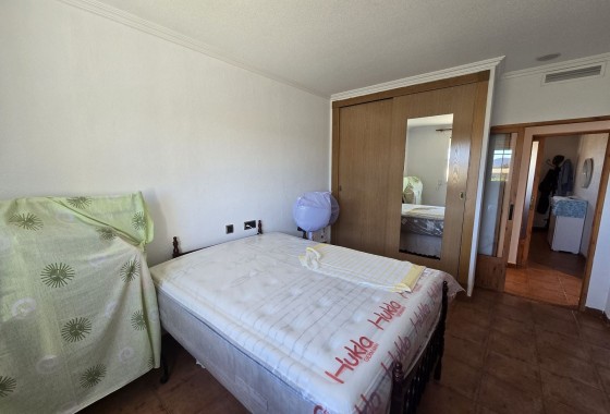 Resale - Detached Villa -
Sax - SAX