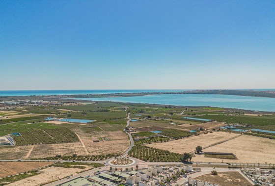 Herverkoop - Vrijstaande Villa -
Rojales - Pueblo bravo