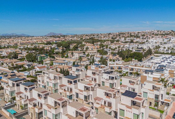 Herverkoop - Vrijstaande Villa -
Rojales - Pueblo bravo