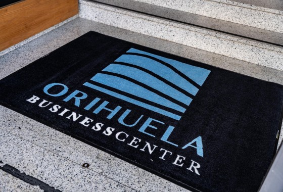 Alquiler a largo plazo - Comercial -
Orihuela Costa - Playa Flamenca