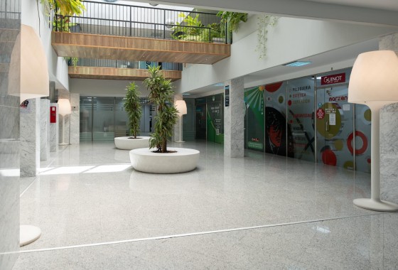 Alquiler a largo plazo - Comercial -
Orihuela Costa - Playa Flamenca