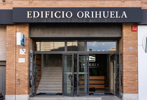 Alquiler a largo plazo - Comercial -
Orihuela Costa - Playa Flamenca