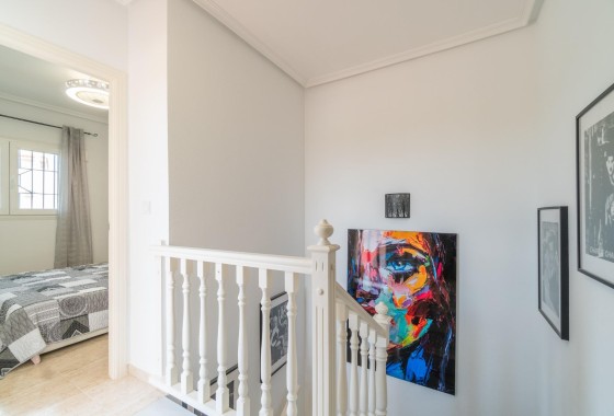 Herverkoop - Villa -
Orihuela Costa - Zeniamar-Horizonte-La Campana