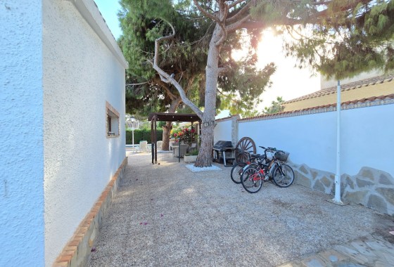 Venta - Villa - Independiente -
Orihuela Costa * - Cabo Roig *