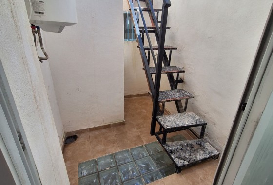 Venta - Casa de pueblo -
SAX