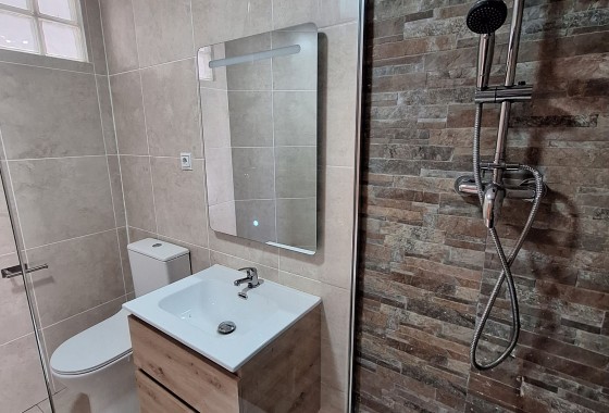 Venta - Casa de pueblo -
SAX