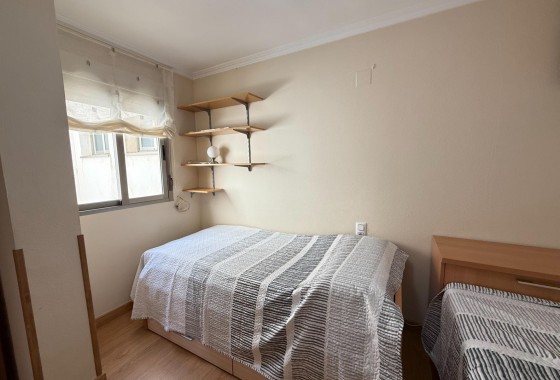 Revente - Appartement -
Torrevieja - Playa de los Locos
