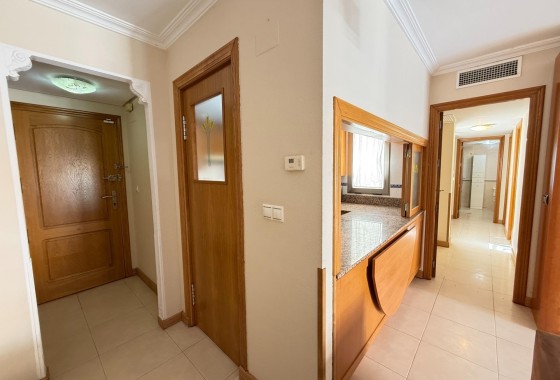 Revente - Appartement -
Torrevieja - Playa de los Locos
