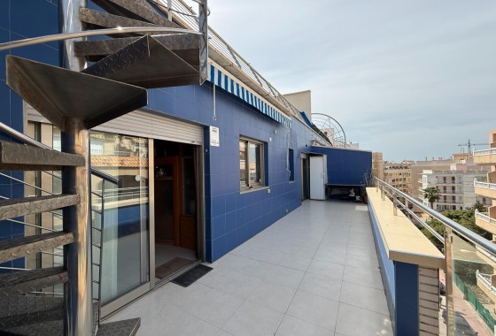 Revente - Appartement -
Torrevieja - Playa de los Locos