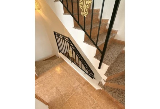 Venta - Casa de pueblo -
Orihuela - Desamparados - Hurchillo - Torremendo