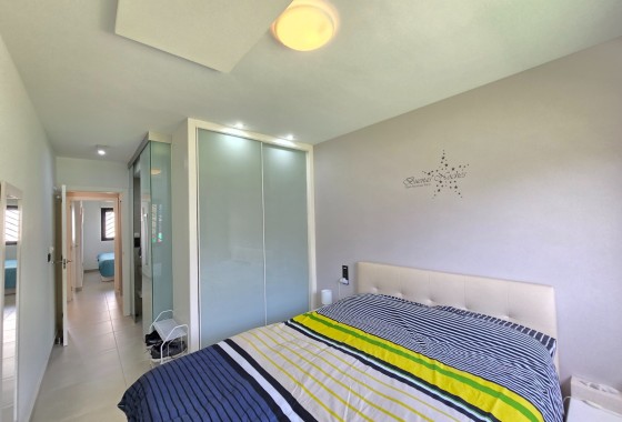 Venta - Apartamento / Piso -
Orihuela Costa * - Punta Prima *