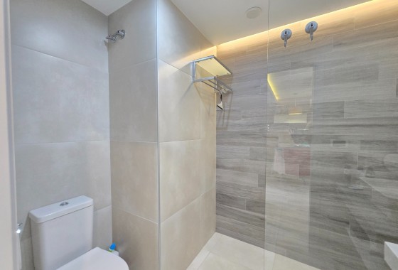 Venta - Apartamento / Piso -
Orihuela Costa * - Punta Prima *