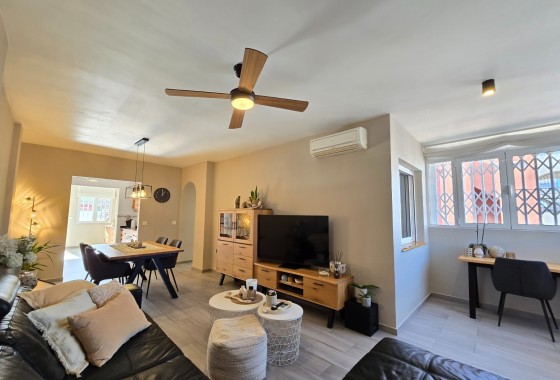 Revente - Appartement -
Orihuela Costa * - Los Altos *