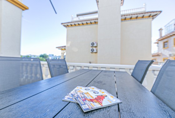 Sprzedaż - Willa w zabudowie bliźniaczej -
Playa Flamenca