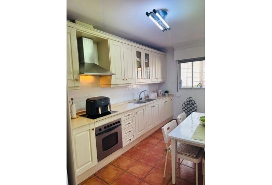 Resale - Wohnung / Appartement -
Algorfa