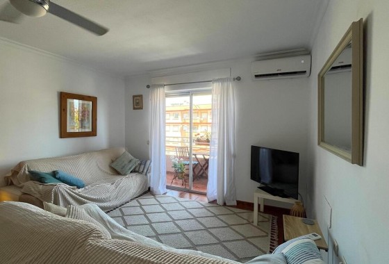 Resale - Wohnung / Appartement -
Algorfa