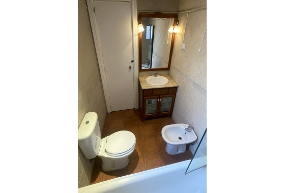 Resale - Wohnung / Appartement -
Algorfa