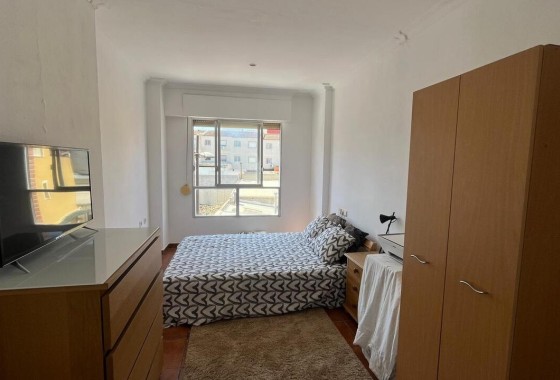 Resale - Wohnung / Appartement -
Algorfa