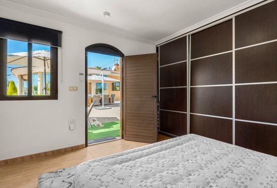 Sprzedaż - Finca nieruchomość wiejska -
Crevillente