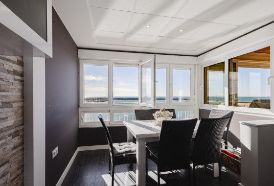 Revente - Appartement -
Torrevieja - Playa del Acequión