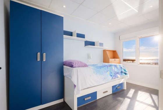 Revente - Appartement -
Torrevieja - Playa del Acequión