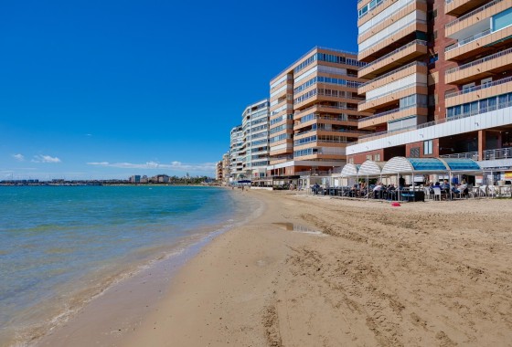 Revente - Appartement -
Torrevieja - Playa del Acequión