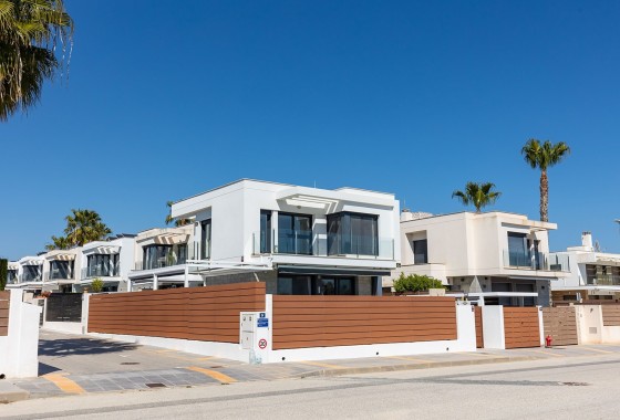 Herverkoop - Vrijstaande Villa -
Entre Naranjos - Vistabella Golf - Vistabella Golf