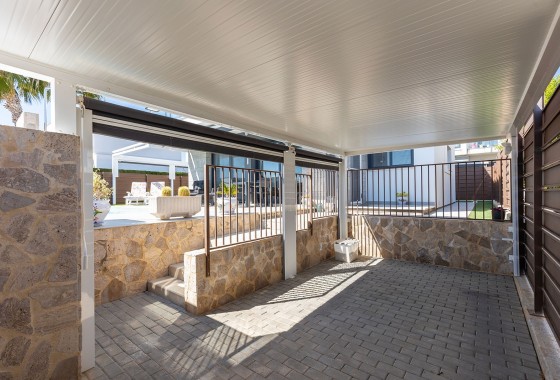 Herverkoop - Vrijstaande Villa -
Entre Naranjos - Vistabella Golf - Vistabella Golf