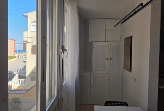 Resale - Wohnung / Appartement -
La Mata - Playa