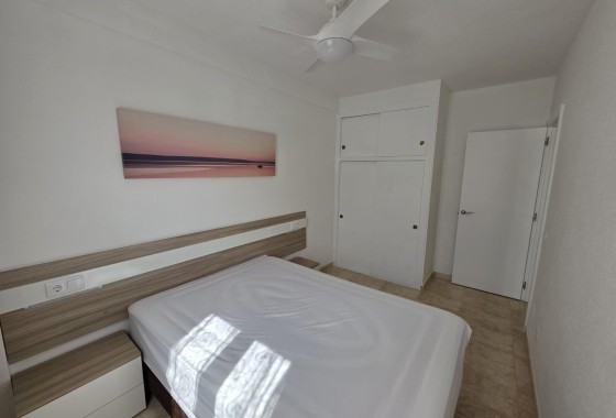 Resale - Wohnung / Appartement -
La Mata - Playa