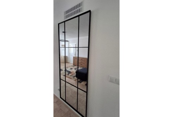 Resale - Wohnung / Appartement -
La Mata - Playa