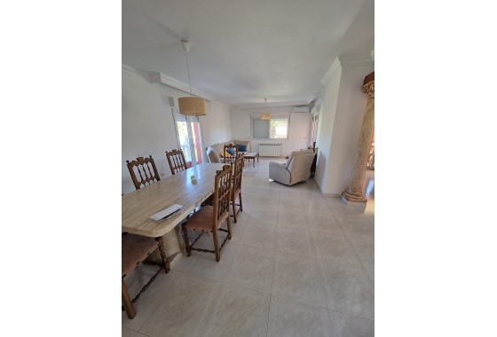 Sprzedaż - Willa wolnostojąca -
Orihuela Costa