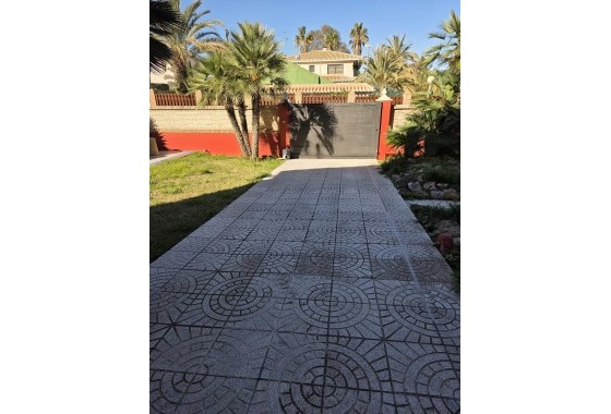 Sprzedaż - Willa wolnostojąca -
Orihuela Costa