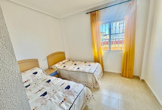 Resale - Wohnung / Appartement -
Orihuela Costa